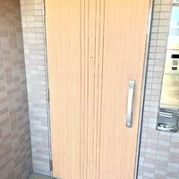 画像9959：町田市｜マンション玄関にエコカラット施工｜モデルルームを参考に現物サンプルから選定